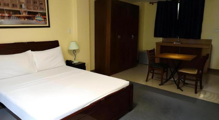Time Travellers Hotel Manila Zewnętrze zdjęcie